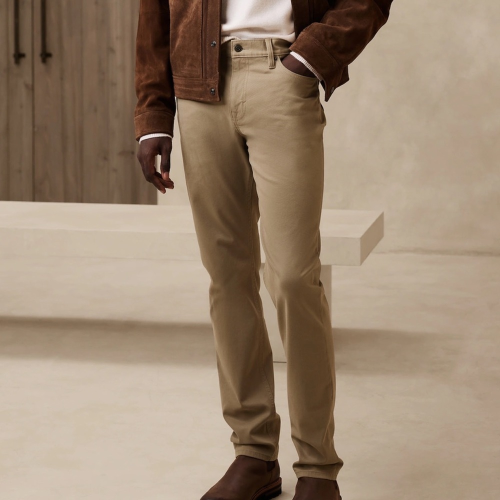 Banana Republic Slim Traveler Pant